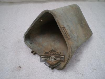 CAJA DE HERRAMIENTAS DE PLASTICO BULTACO MONTESA OSSA ?? AÑOS 60 / 70 