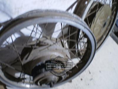 BUJES CON LLANTA DUCATI MONOCICLINDRICAS   160 / 175 / 200 /