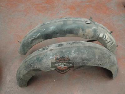 PAREJA FENDERS MUDGUARD DELANTERO Y TRASERO MOTO INGLESA AÑOS 30 / 40 NORTON VELOCETTE ARIEL TRIUMPH