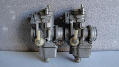 PAREJA DE CARBURADORES DELLORTO PHF30B S  Y PHF30B D  BUEN ESTADO DUCATI DESMO 500 