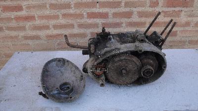 MOTOR INCOMPLETO DUCSON REPRIS 1ª SERIE  49cc AÑO 1960 