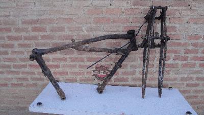 FRAME  BASTIDOR Y HORQUILLA BRAMPTON  MOTOSACOCHE  250cc  AÑOS  1918 / 1919 / 1920  