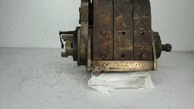 MAGNETO BOSCH TYPE D4 INCOMPLETA COCHE / TRACTOR / CAMION  AÑOS 1905 A 1910 