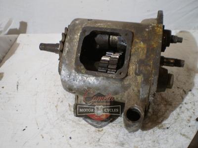 CAJA DE CAMBIOS BSA  500cc M22 / M23 / M24 . 4 MARCHAS , INCOMPLETA 1935 A 1939