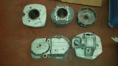 CYLINDERS CULATA TAPA DE ENCENDIDO Y SELECTOR  DE MARCHAS DUCATI 900SD 900SS 860GT ?? 