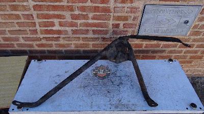 SOPORTE PARA RUEDA DE REPUESTO CHEVROLET BLAZER K5 M1009 AÑOS 1973 A 1991 