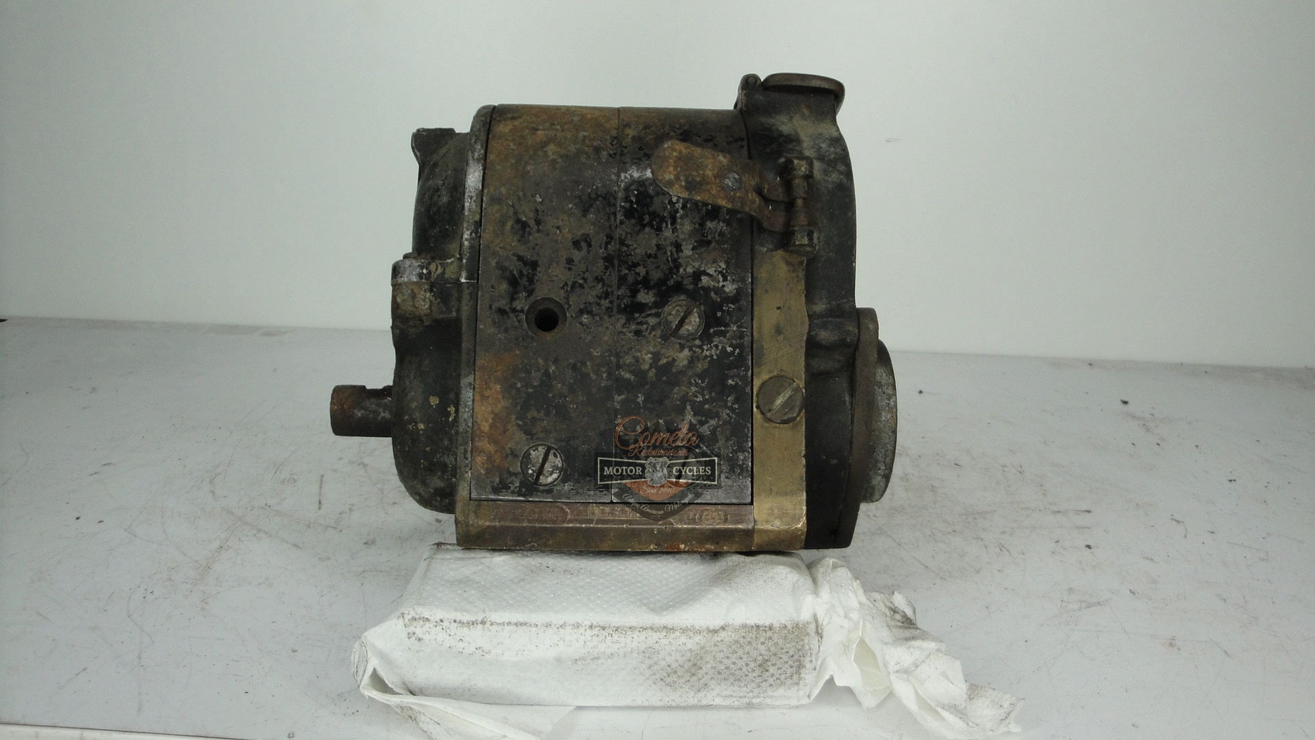 MAGNETO BOSCH TYPE ZF4 COCHE / CAMION / TRACTOR / AÑOS 1920 / 1930 / 1940 !